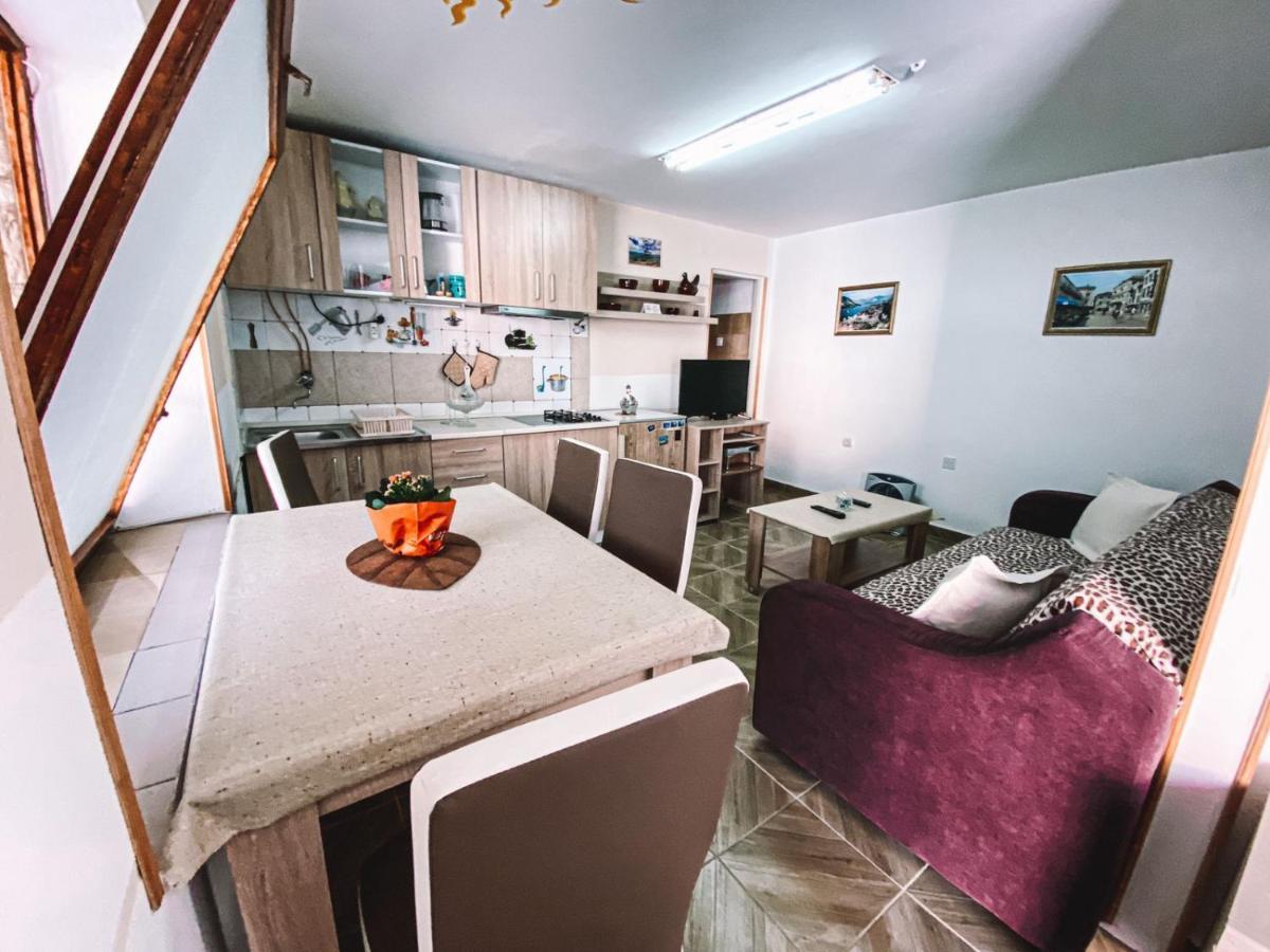 Apartment Near The Old Town Of Kotor Eksteriør bilde